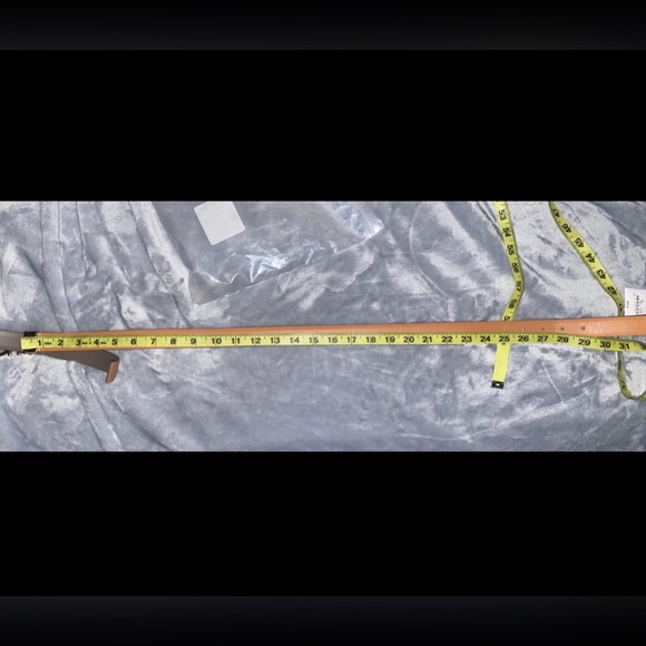 💯💕AUTHENTIC FERRAGAMO GANCINI REVERSIBLE BELT 💕$450 - Picture 14 of 16